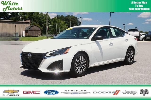 2025 Nissan Altima 2.5 SV
