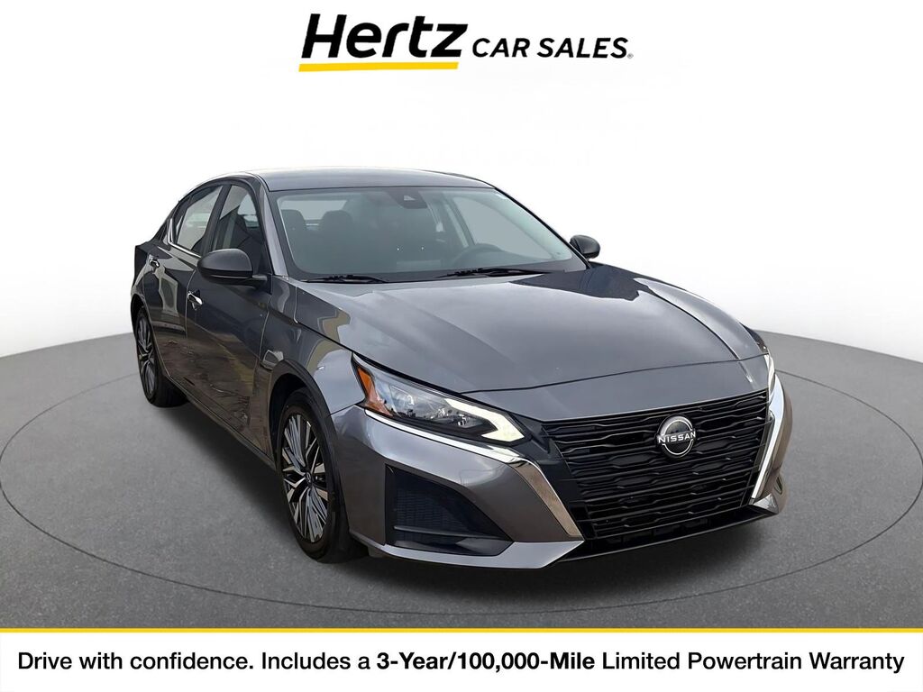 2025 Nissan Altima SV — photo 1 of 1