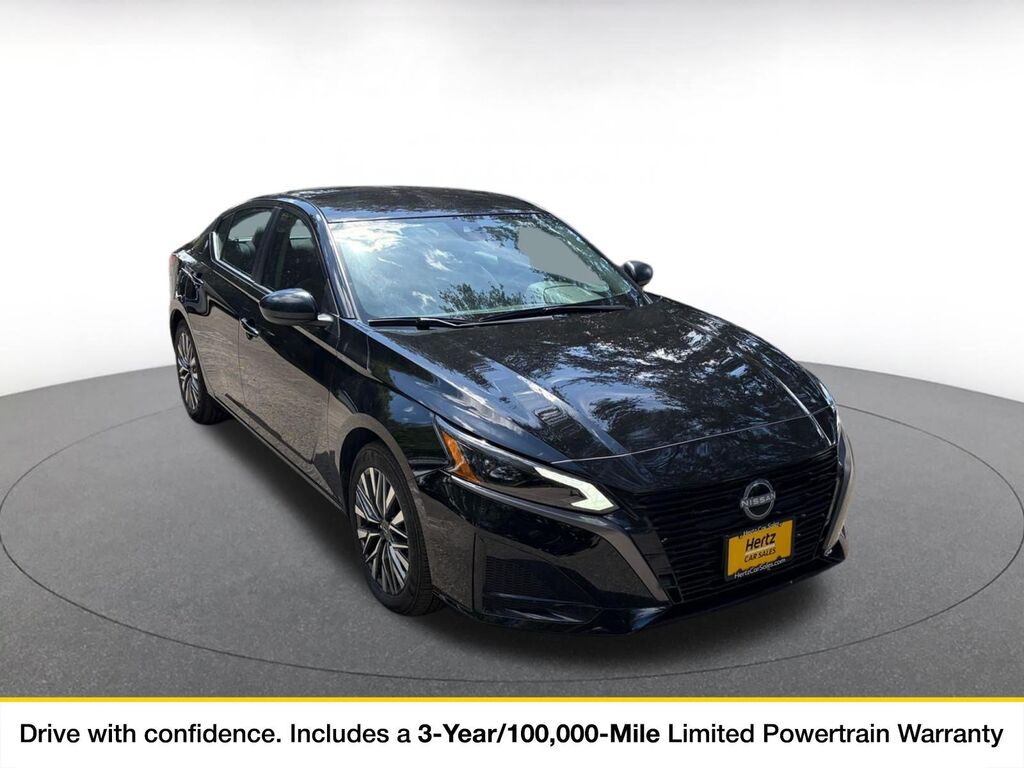 2026 Nissan Altima SV — photo 1 of 11