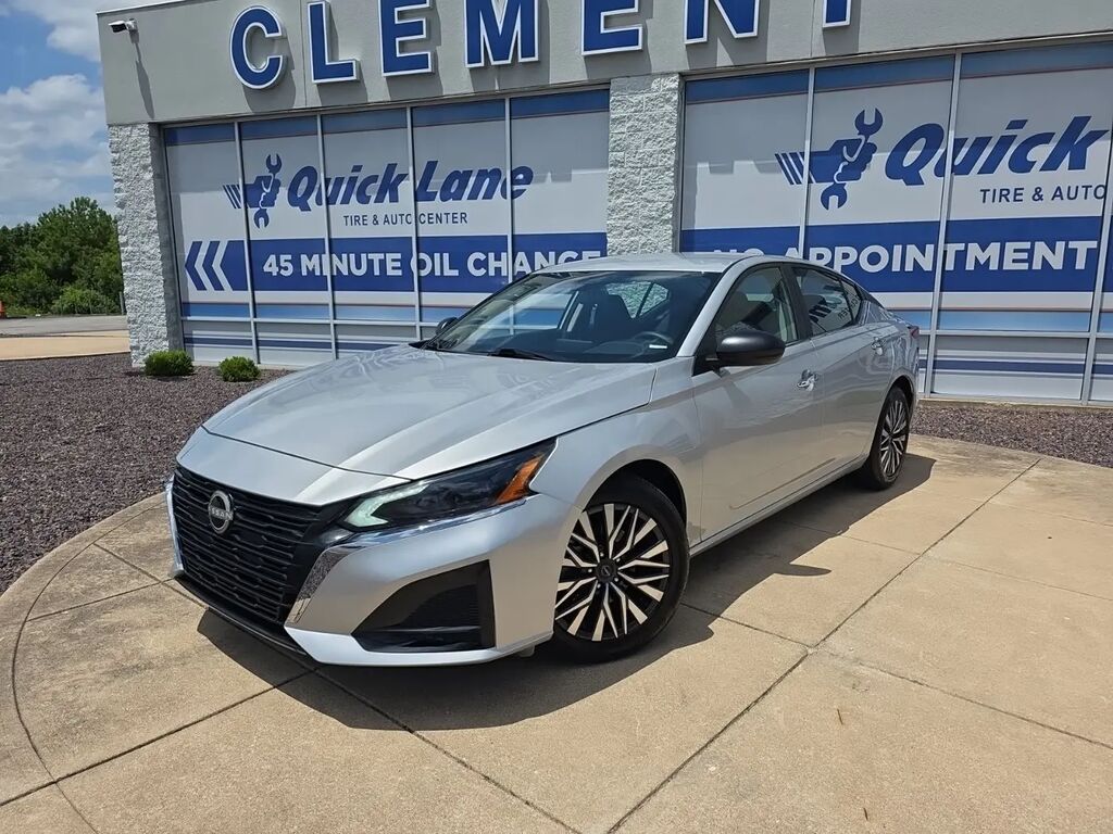 2025 Nissan Altima 2.5 SV