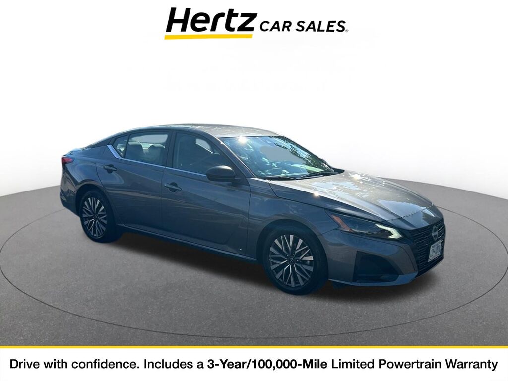 2026 Nissan Altima SV — photo 1 of 11