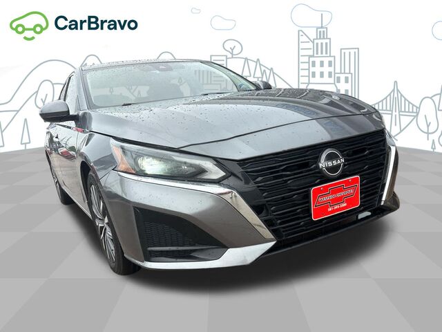 2023 Nissan Altima SV FWD