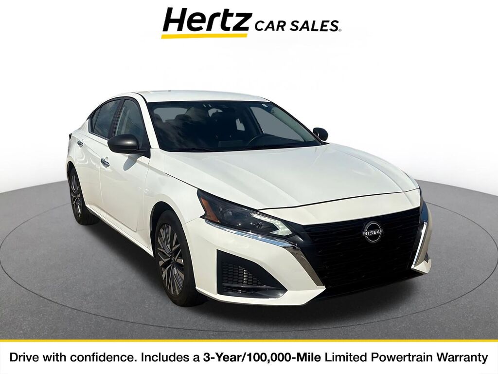 2025 Nissan Altima SV — photo 1 of 1