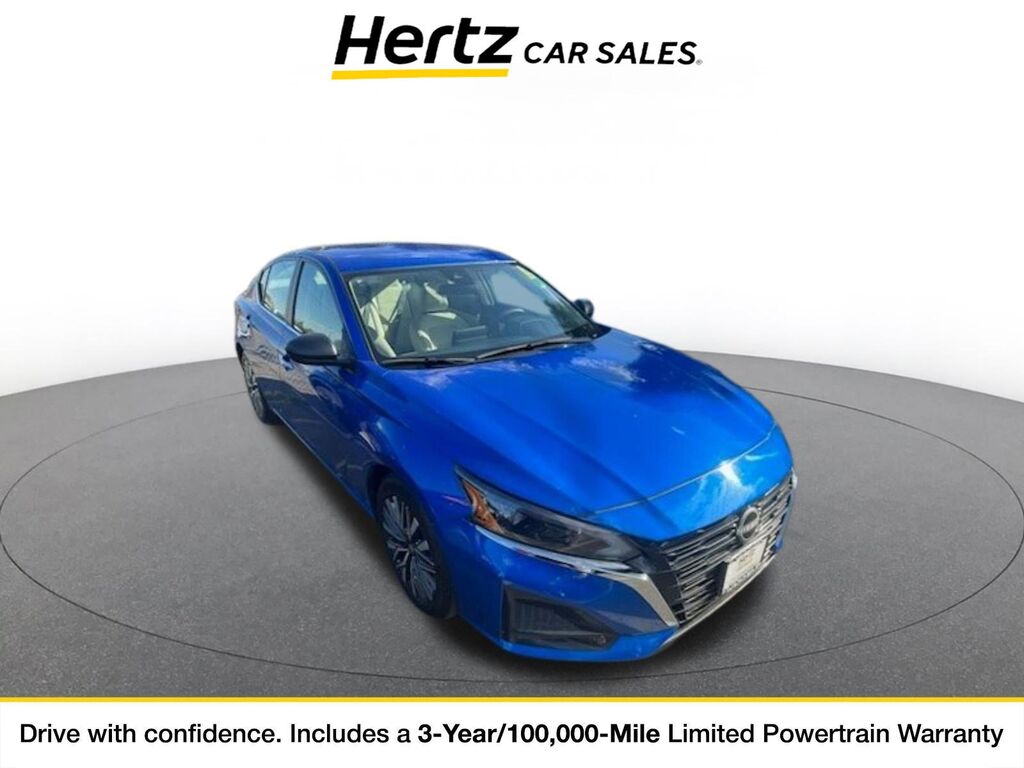 2025 Nissan Altima SV — photo 1 of 1