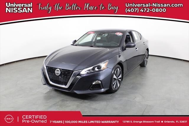 2022 Nissan Altima 2.5 SV — photo 1 of 13