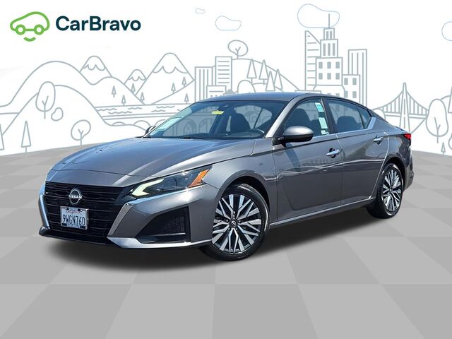 2023 Nissan Altima SV FWD