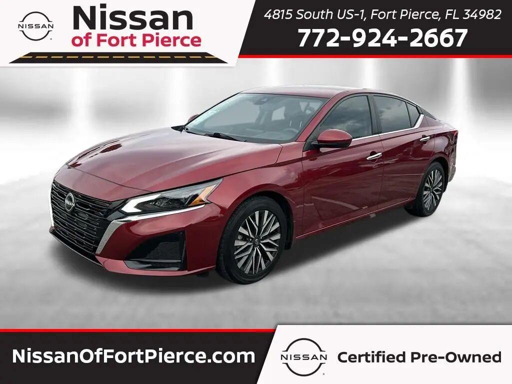2023 Nissan Altima 2.5 SV — photo 1 of 12