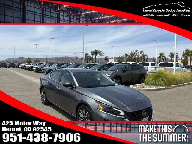 2024 Nissan Altima 2.5 SV — photo 1 of 1