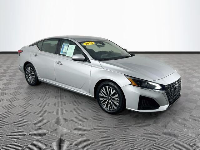 2024 Nissan Altima 2.5 SV — photo 1 of 1