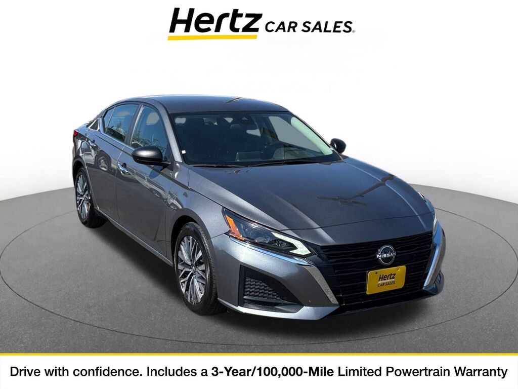 2025 Nissan Altima SV — photo 1 of 1