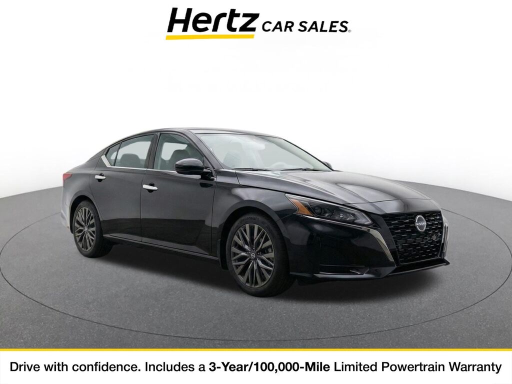2025 Nissan Altima SV — photo 1 of 1