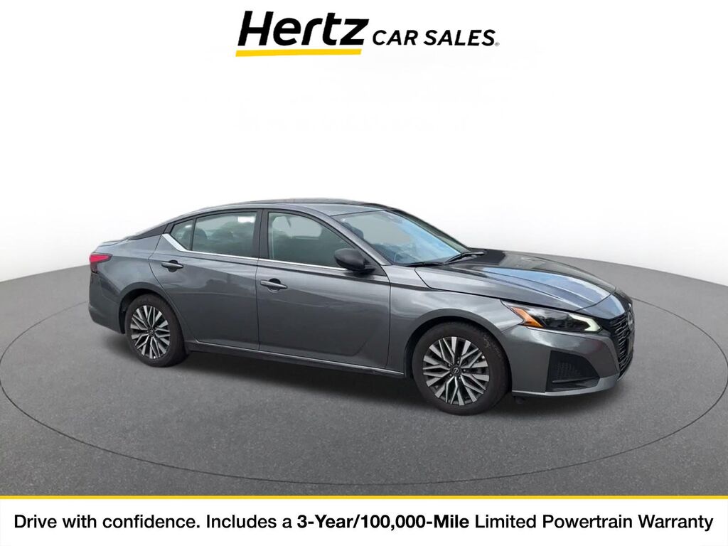 2026 Nissan Altima SV — photo 1 of 11