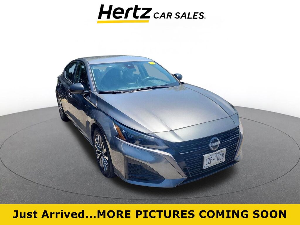 2026 Nissan Altima SV — photo 1 of 1