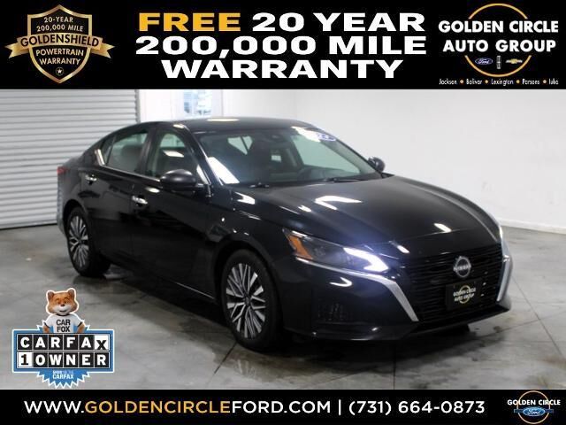 2024 Nissan Altima 2.5 SV — photo 1 of 1