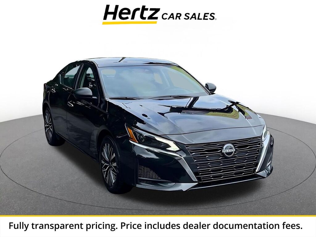 2025 Nissan Altima SV — photo 1 of 1