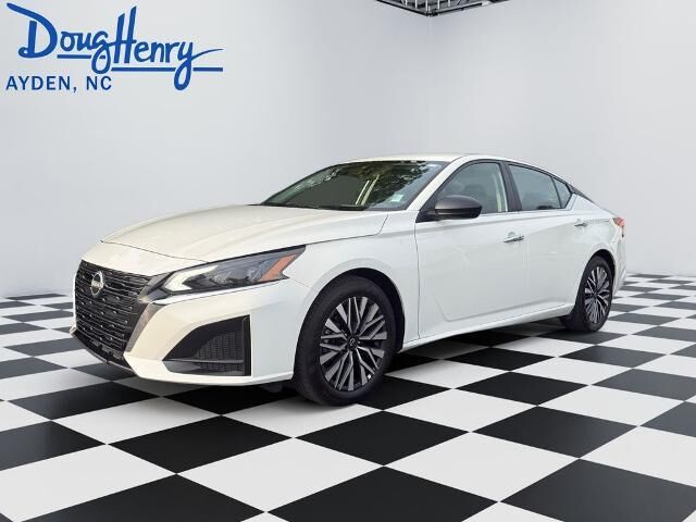 2025 Nissan Altima 2.5 SV
