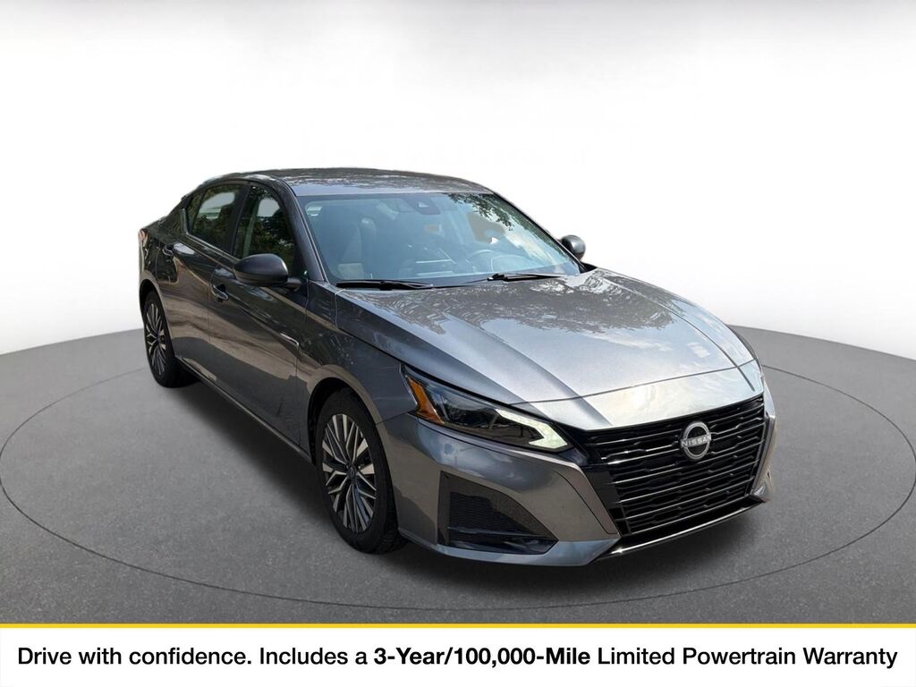 2026 Nissan Altima SV — photo 1 of 11
