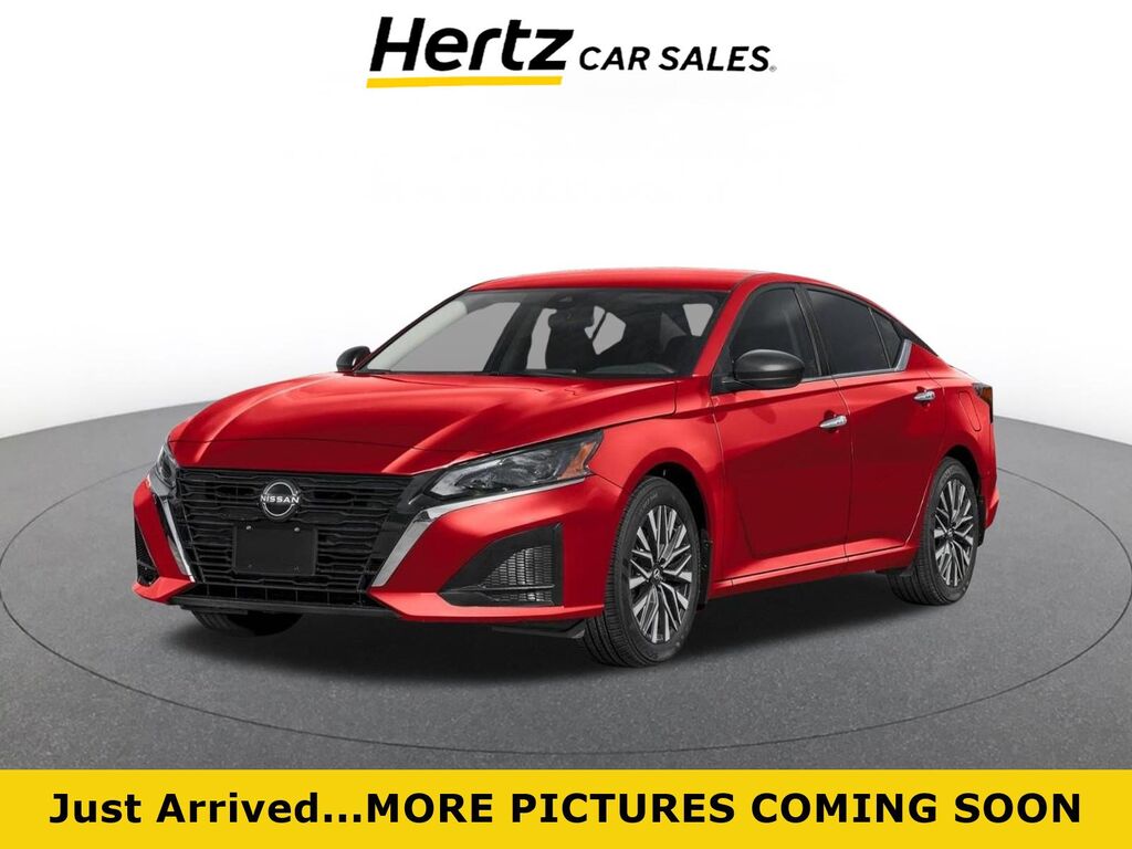 2025 Nissan Altima SV — photo 1 of 1