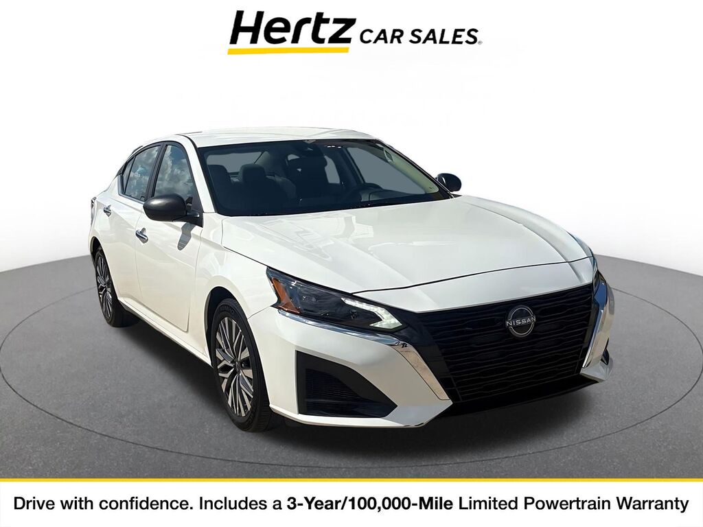 2025 Nissan Altima SV — photo 1 of 1