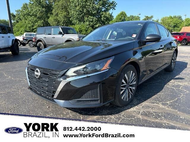 2025 Nissan Altima 2.5 SV