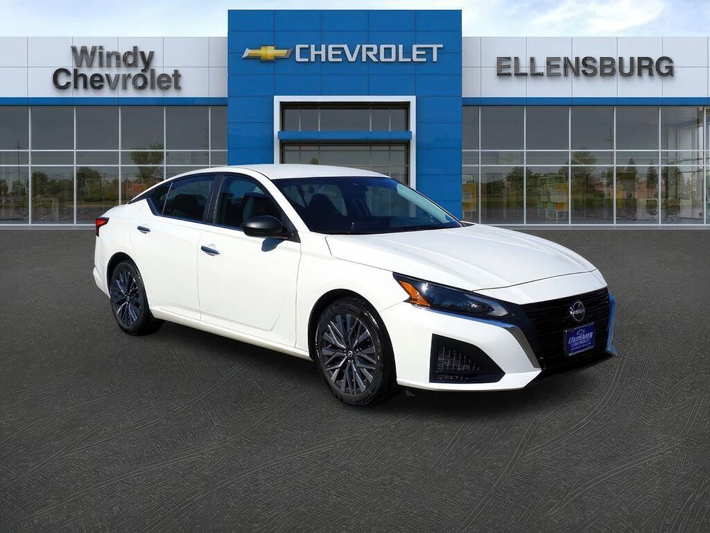 2025 Nissan Altima 2.5 SV