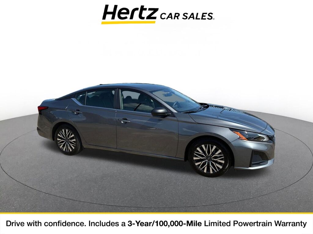 2026 Nissan Altima SV — photo 1 of 11