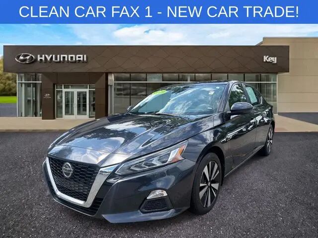 2021 Nissan Altima 2.5 SV — photo 1 of 13