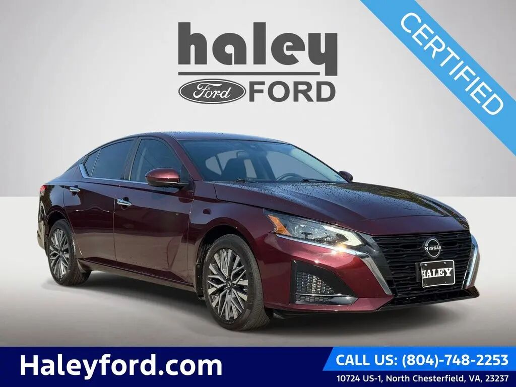 2023 Nissan Altima 2.5 SV — photo 1 of 13
