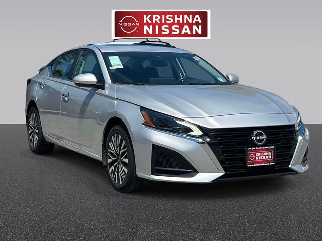 2024 Nissan Altima 2.5 SV AWD Sedan