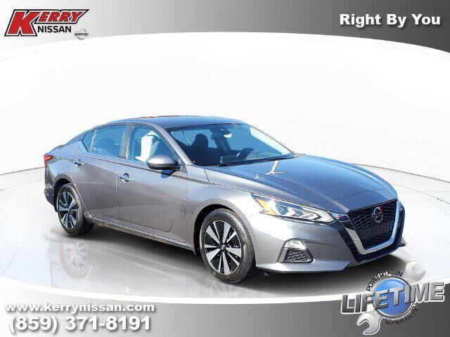 2022 Nissan Altima 2.5 SV
