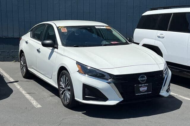 2025 Nissan Altima 2.5 SV