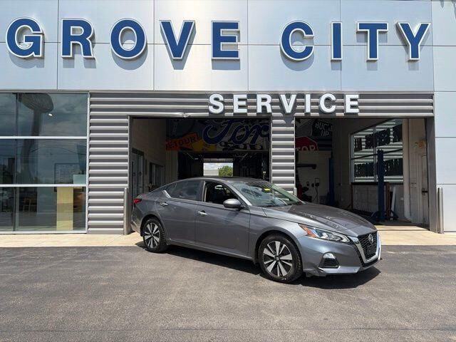 2022 Nissan Altima 2.5 SV