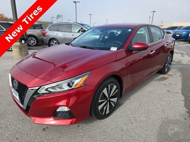 2021 Nissan Altima 2.5 SV