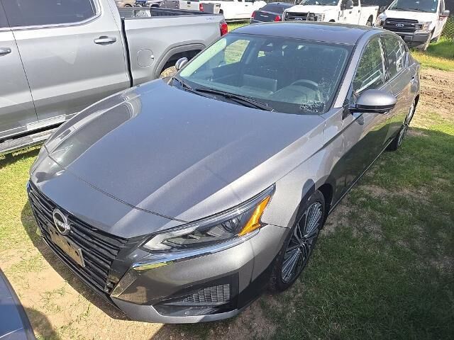 2025 Nissan Altima 2.5 SL