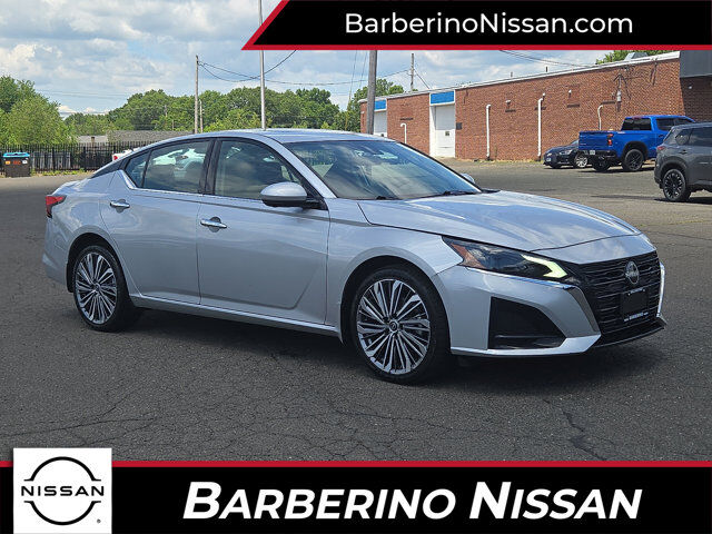 2023 Nissan Altima 2.5 SL