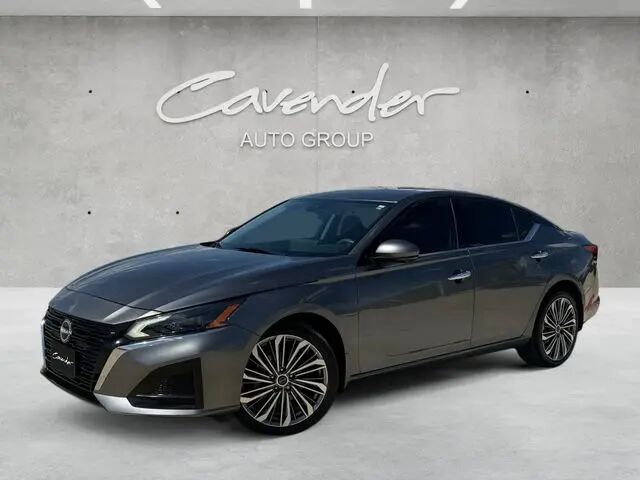 2023 Nissan Altima 2.5 SL