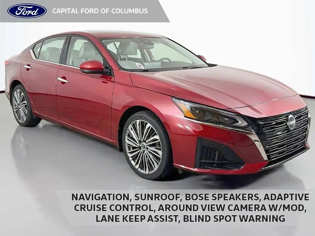 2023 Nissan Altima 2.5 SL — photo 1 of 11