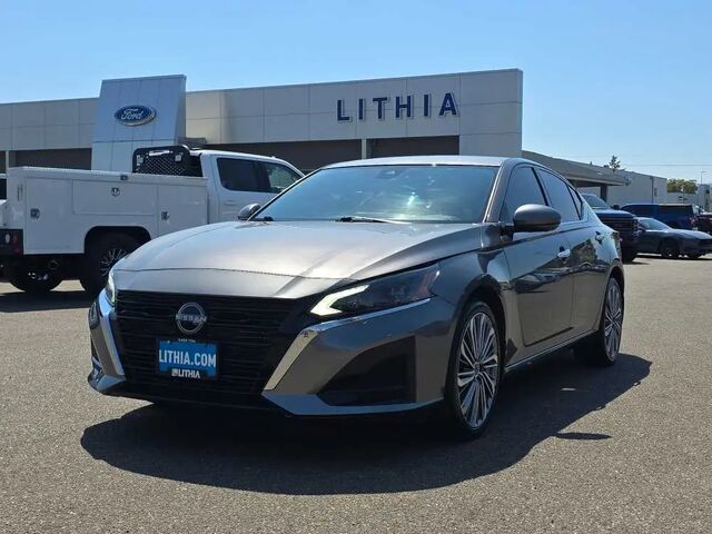 2024 Nissan Altima 2.5 SL