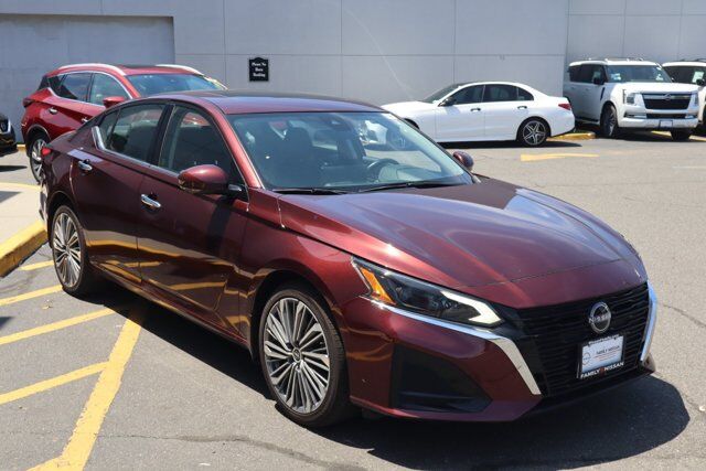 2023 Nissan Altima 2.5 SL