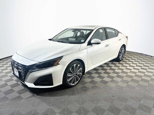 2025 Nissan Altima SL