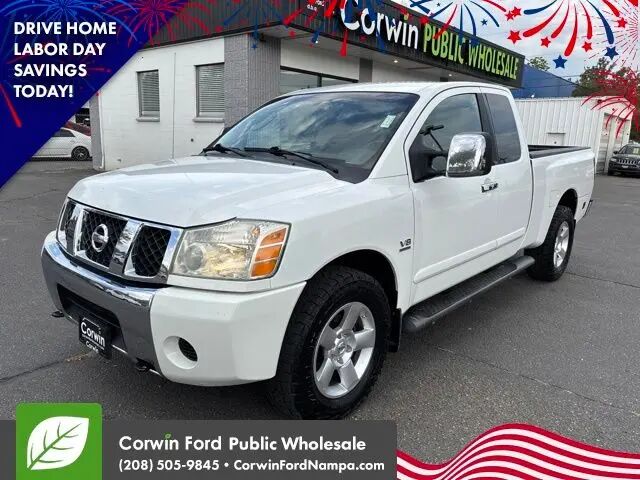 2004 Nissan Titan XE — photo 1 of 13