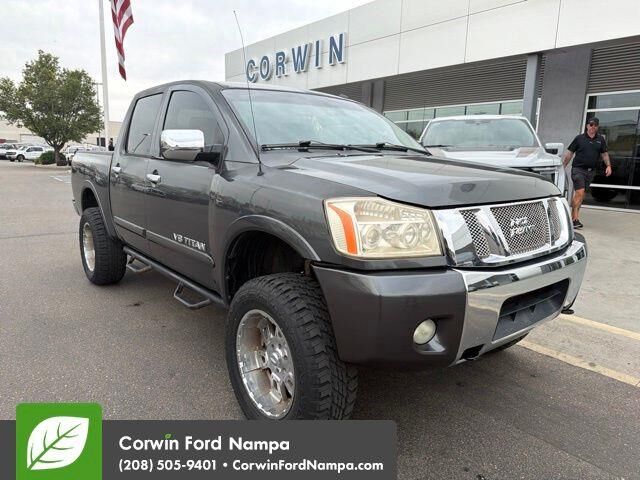 2008 Nissan Titan LE