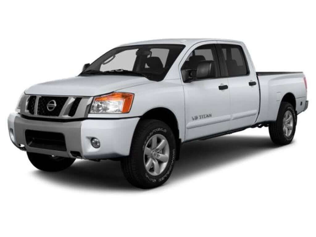 2015 Nissan Titan PRO-4X — photo 1 of 1