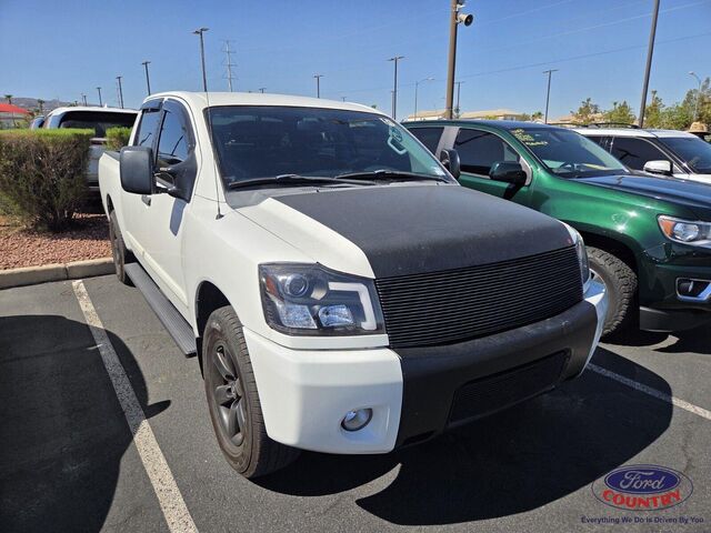 2012 Nissan Titan SV