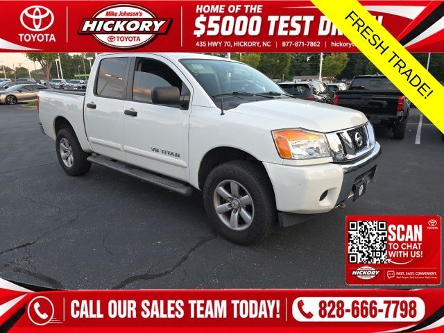 2013 Nissan Titan SV