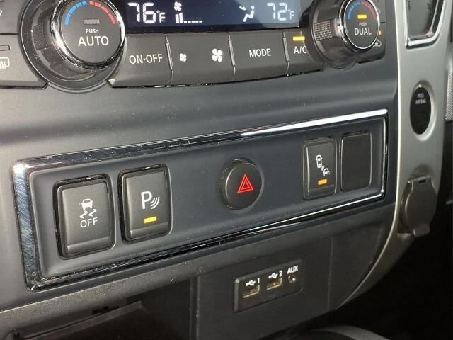 2019 Nissan Titan PRO-4X — photo 1 of 1