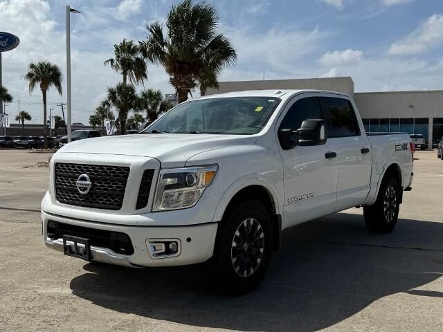 2019 Nissan Titan PRO-4X
