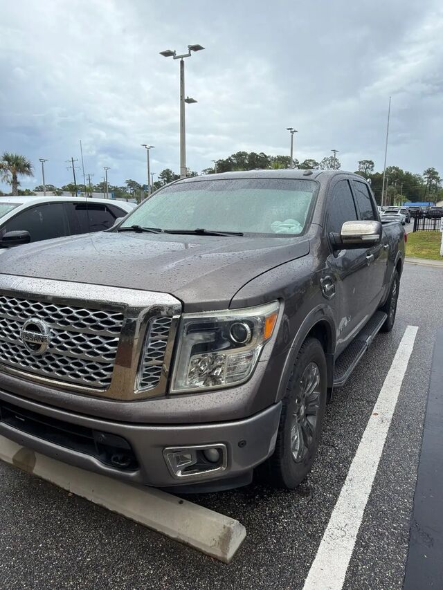 2017 Nissan Titan S