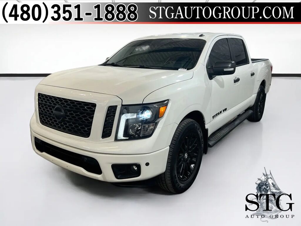 2019 Nissan Titan SV — photo 1 of 13