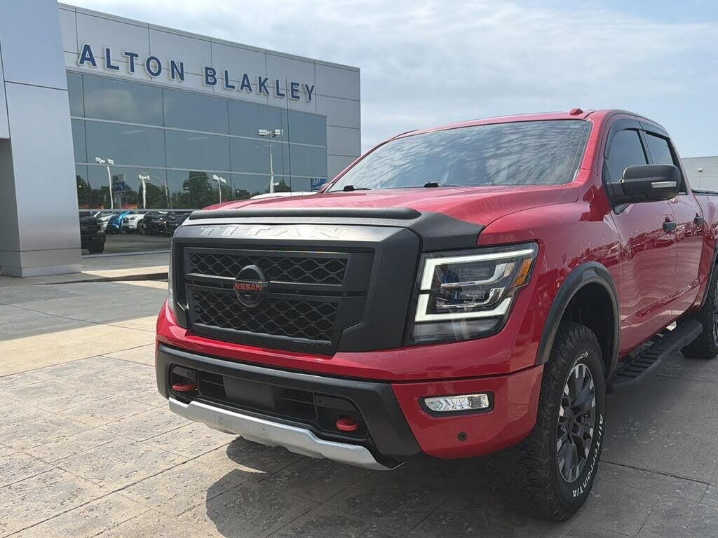 2021 Nissan Titan PRO-4X — photo 1 of 1